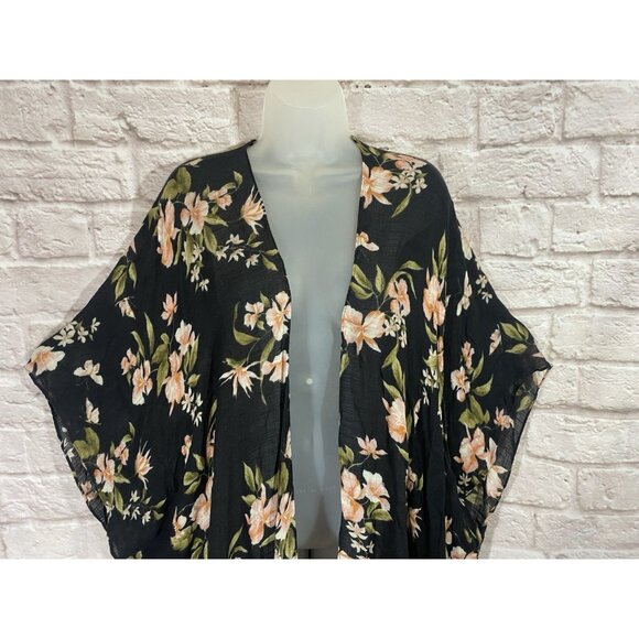 American Eagle Kimono Cardigan Top One Size Shawl Beach Coverup Ruana Floral - Picture 5 of 15